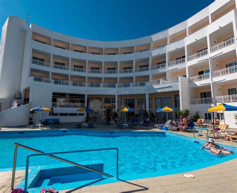 CLEOPATRA HOTELS KRIS MARI (Kós/Kardamena) - Hotel Reviews, Photos ...