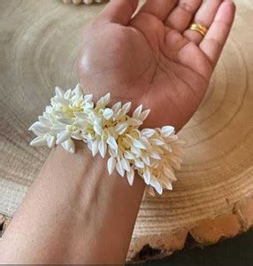 Misa MSA-SC16-GajraF-03 Bun Price in India - Buy Misa MSA-SC16-GajraF ...