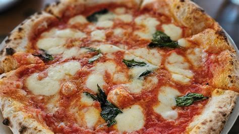 Best pizza restaurants in Sarasota and Bradenton