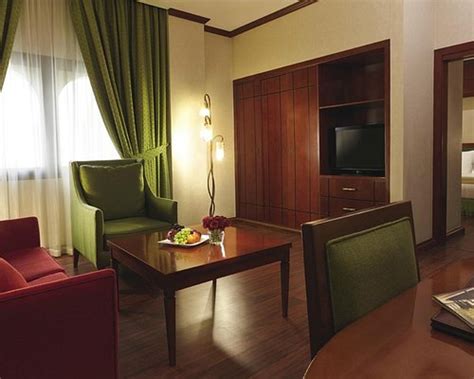 MOVE INN HOTEL JEDDAH - Hotel Reviews, Photos, Rate Comparison ...