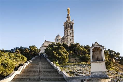 Aix-en-Provence, Cassis, and Marseilles Tour from Paris 2020