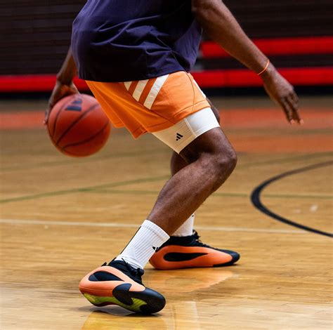 官方新聞 / James Harden 新戰靴 adidas Harden Vol. 8 臺灣 2 月 23 日起發售 – KENLU.net