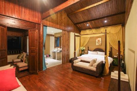 LIJIANG SADHU INN TING QUAN BRANCH - Guesthouse Reviews, Photos, Rate ...