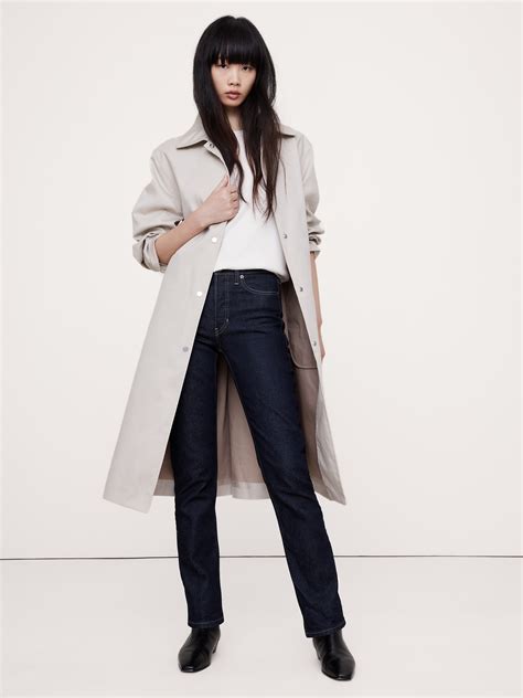 High-Rise Straight Jean | Banana Republic