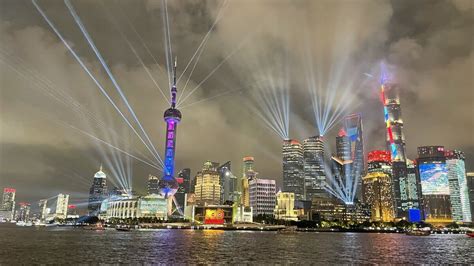 【上海】2020年国庆节外滩灯光秀_哔哩哔哩_bilibili