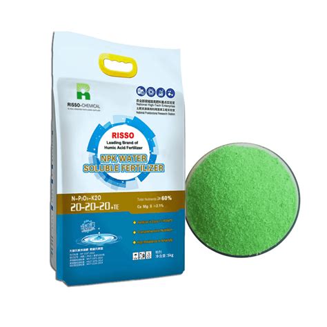 How to Use Water-Soluble Fertilizers for Better Plant Growth | Risso