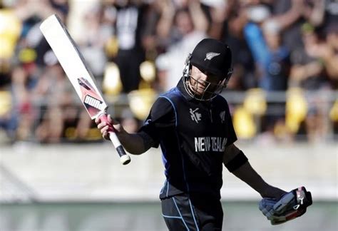 Video New Zealand vs Australia 3rd ODI highlights: Watch as Brendon ...