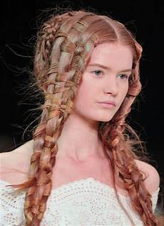 Hairstyles For Prom by Prom Hairstyles 35 Methods To Complete Your Look Hairstyles For Prom