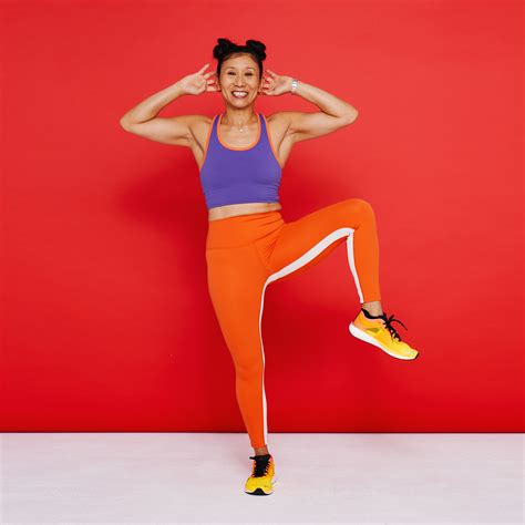 Standing Oblique Crunches Exercise