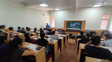 Smart Classrooms – Shaheed Bhagat Singh College