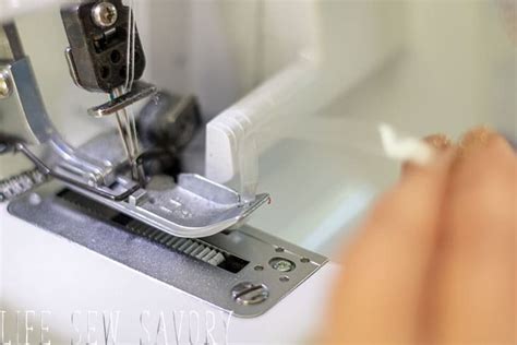 Sewing Elastic with Serger Tutorial 的图像结果