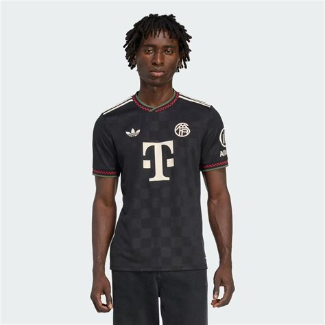 FC Bayern 25/26 Third Jersey with Shorts – The Jersey Studio