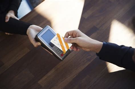 7 Stocks to Buy for a Cashless Society