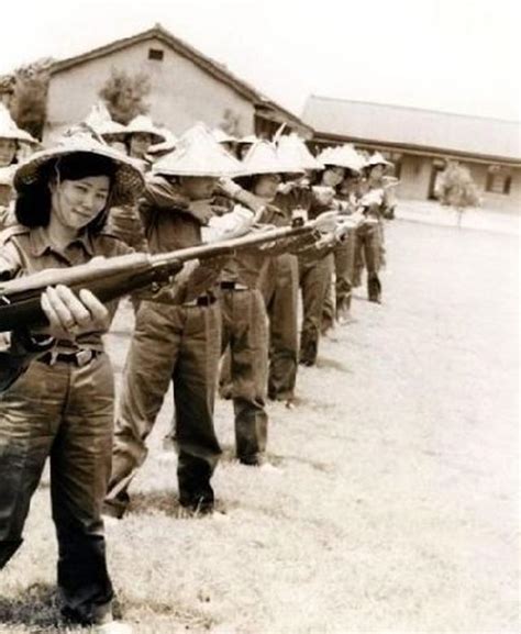 50年代驻守金门的国军女兵_新浪图片