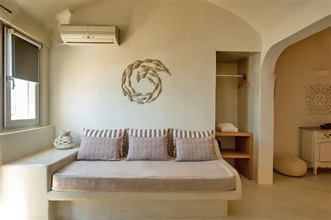 Deluxe Cave Room with Hot Tub - The Pinnacle of Santorini Accommodation ...