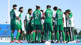 Pakistan hockey team manager caught smoking inside plane, offloaded in ...