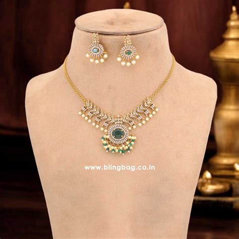 Emerald Vinaya Antique Jewellery Set - New Arrival – Bling Bag