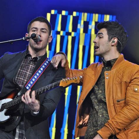 Nick and Joe Jonas Perform at Kissmas Bash 2013