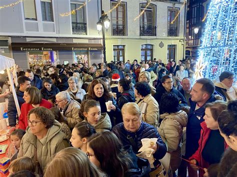 Ribadesella da la bienvenida a una Navidad muy dulce | Cope Ribadesella
