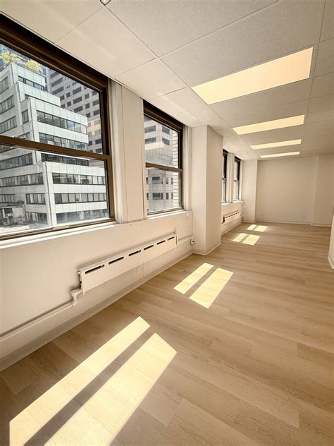 580 Fifth Ave, New York, NY 10036 - The World Diamond Tower | LoopNet