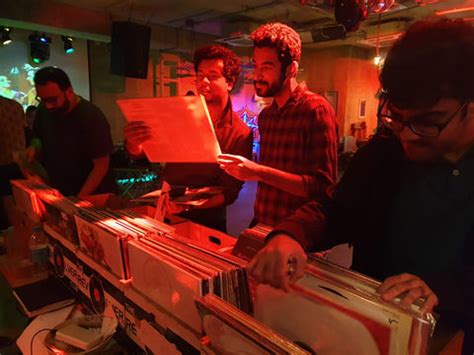 Bangalore Goes Vinyl – The Revolver Club