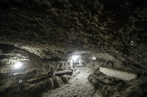 埃及中部地下墓穴 挖到17具木乃伊 - 國際 - 自由時報電子報