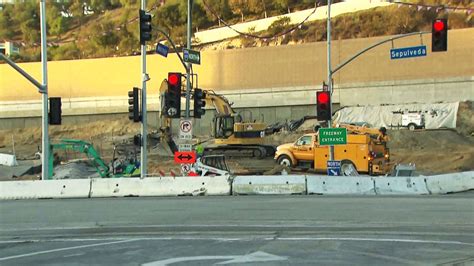 Drivers Urged to Avoid Sepulveda Pass During ‘Jamzilla’ on 405 Freeway ...