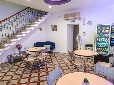 Cavendish School of English Malta – Cafeteria | Cavendish School of English