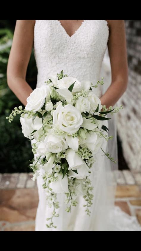 White roses cascading bridal bouquet – Artofit