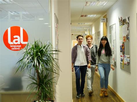 TOP-30 US Language Schools Ranking 2026