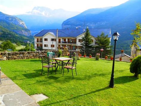 CASA LORDAN (Torla, Aragon, Spain) - Guesthouse Reviews & Photos ...