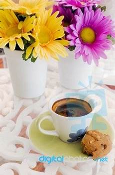 fiori coffee cup of coffee with flower stock photo royalty free image fiori coffee cup of coffee with flower stock photo royalty free image