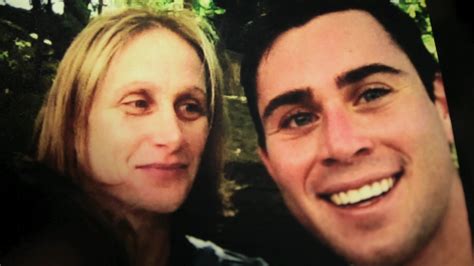 Watch 48 Hours Season 35 Episode 8: The Psychiatrist and the Selfie ...