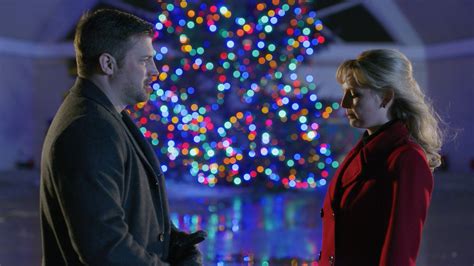 CHRISTMAS LOVERS ANONOYMOUS – Nicely Entertainment