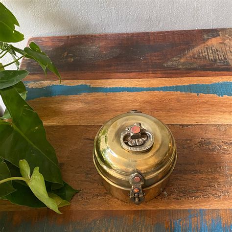 Baskets, Boxes & Magazine Holders– Sunshine Boulevard