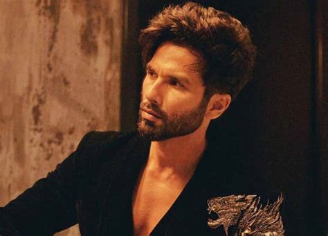 SHAHID KAPOOR FOR ZEE CINE AWARDS 2023 – Gaurav Gupta Official