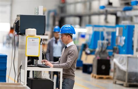 CMMS Software Programs 的图像结果