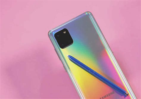 Samsung Galaxy Note10 Lite Review : Unique but handicapped