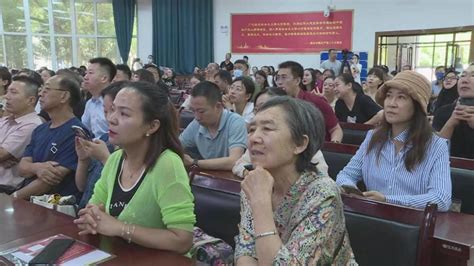 银川市组织60名残疾儿童及家长免费看电影-宁夏新闻网