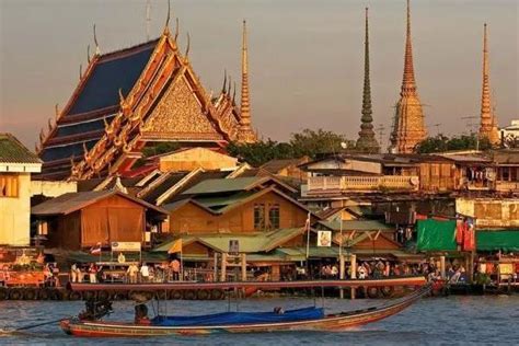 去泰国旅游，四面佛的典故和含义要提前了解，不能盲目跪拜