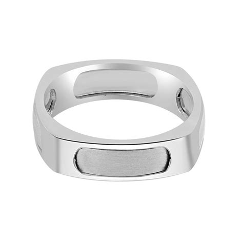 Buy Textured Platinum Ring for Men PMR23026 Online at ORRA.