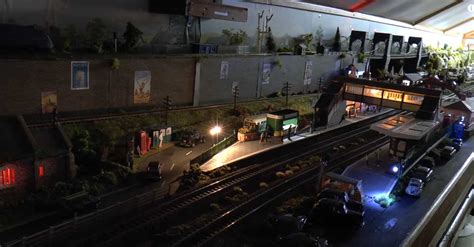 Model Train LED Light 的图像结果