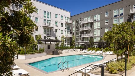 Sixth & Jackson - Shea Properties