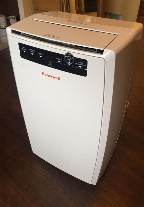 Honeywell AC floor unit model MN10CESWW barely used air conditioner ...