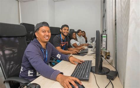 SOCAR MOBILITY MALAYSIA Office Photos | Glassdoor