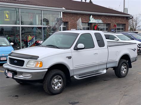 1998 Ford F-250 XLT 4x4 Stock # 6963 for sale near Brookfield, WI | WI Ford Dealer
