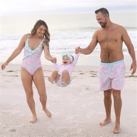 18 of the Cutest Matching Family Swimsuits - Baby Chick