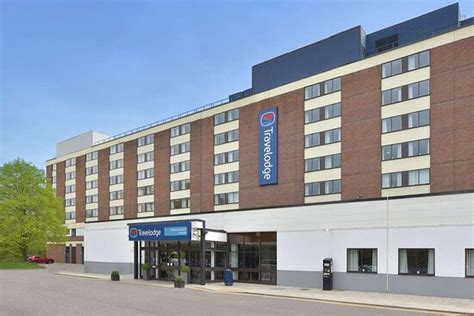 TRAVELODGE GATWICK AIRPORT CENTRAL (Horley) - Hotel Reviews, Photos ...