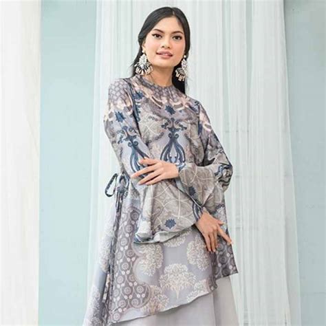 7 Model Pakaian Wearing Klamby Terbaik: Pesona Nusantara