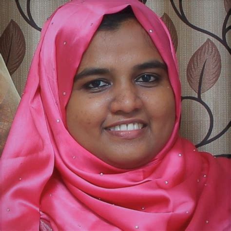 Nesni M Makkar | Al-Azhar College of Pharmacy